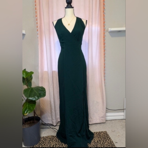 Lauren Ralph Lauren Dresses & Skirts - Lauren Ralph Lauren V Neck Razorback  Formal Evening Gown Sz 2
